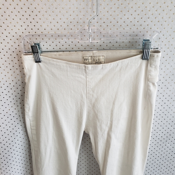 Free People Penny Pull On Flare Jeans Off White - Picture 3 of 8